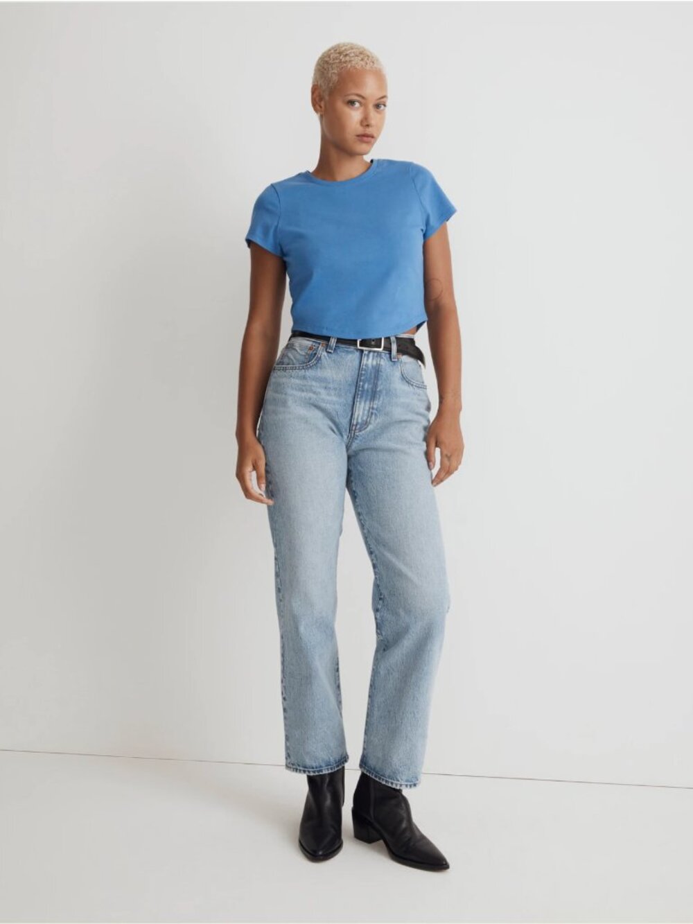 Madewell The Curvy '90s Straight Leg Jean in Mercer Wash Rigid Denim 28 NM283